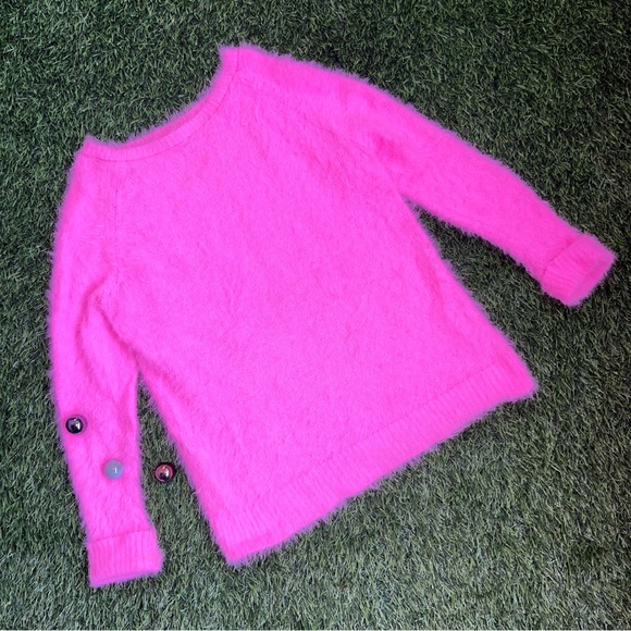 H&M Tops - H&M full fur sweatshirt